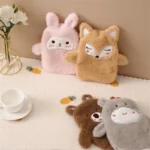 bouillotte peluche renard contre le mur 1